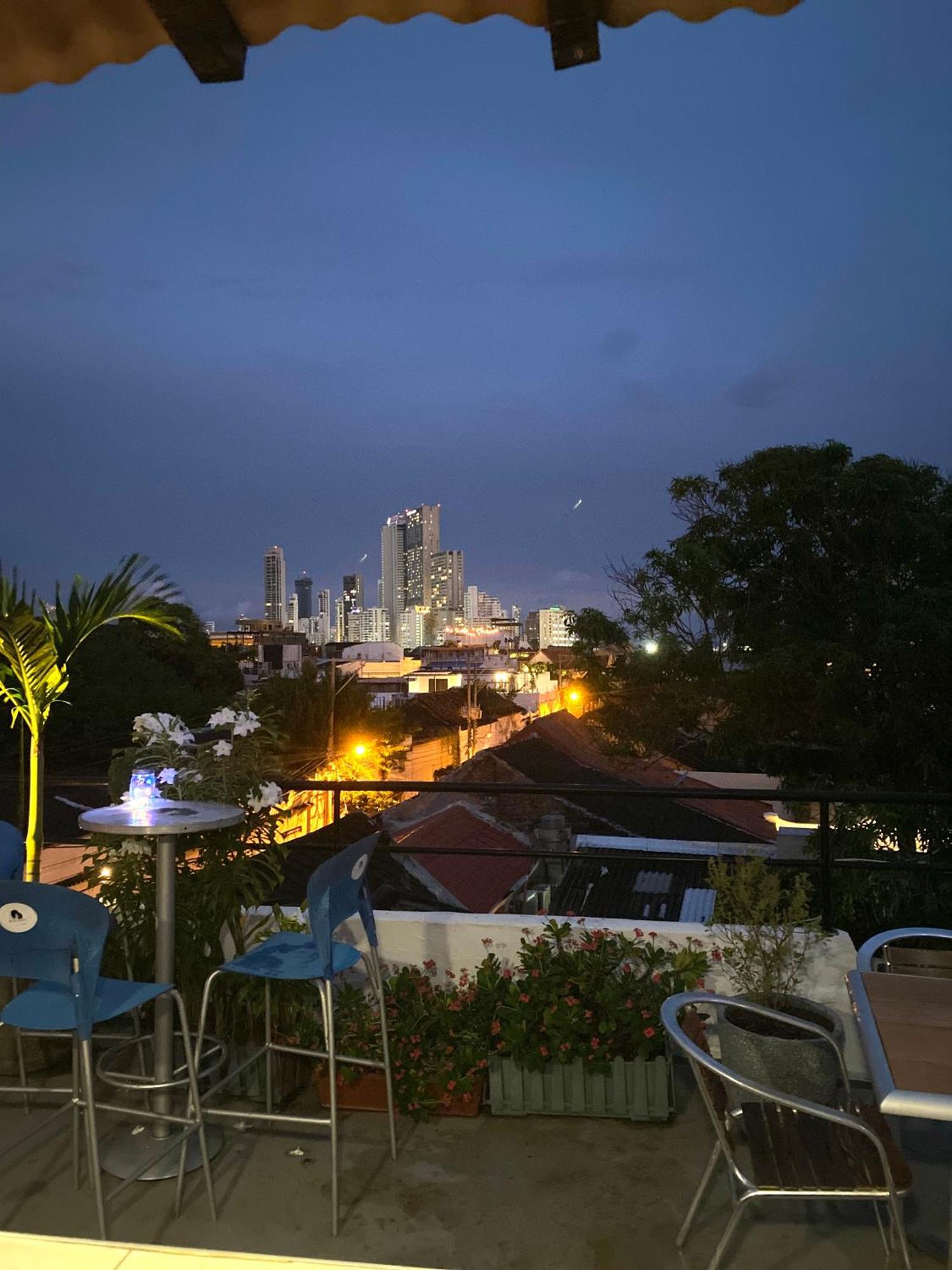 La Viduka Hostel Cartagena Buitenkant foto