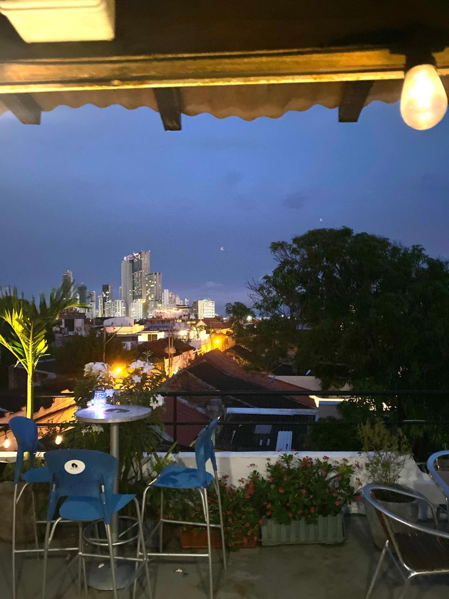 La Viduka Hostel Cartagena Buitenkant foto